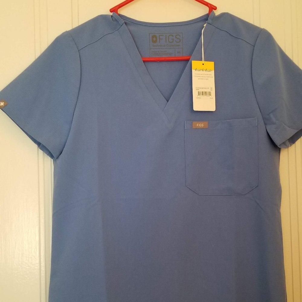 FIGS Ceil Blue Catarina scrub top